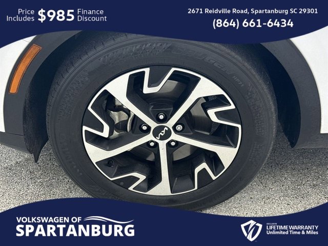 Used 2024 Kia Sportage EX image 40