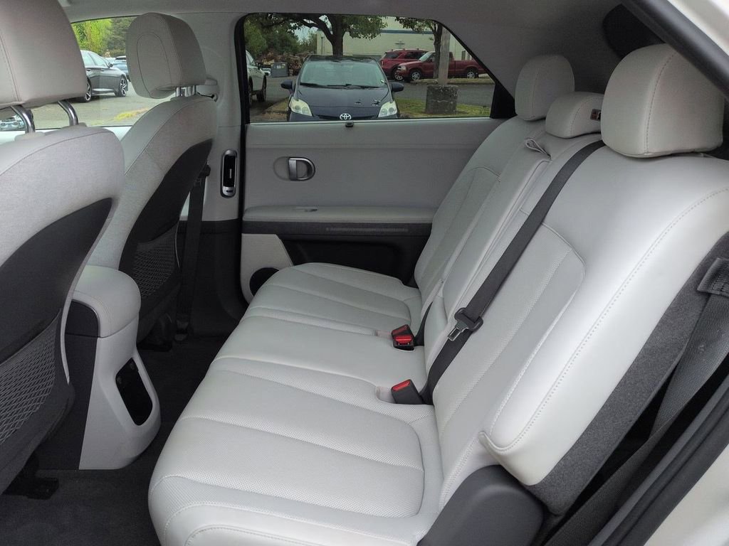 Used 2023 Hyundai Ioniq 5 Limited AWD/4WD image 25