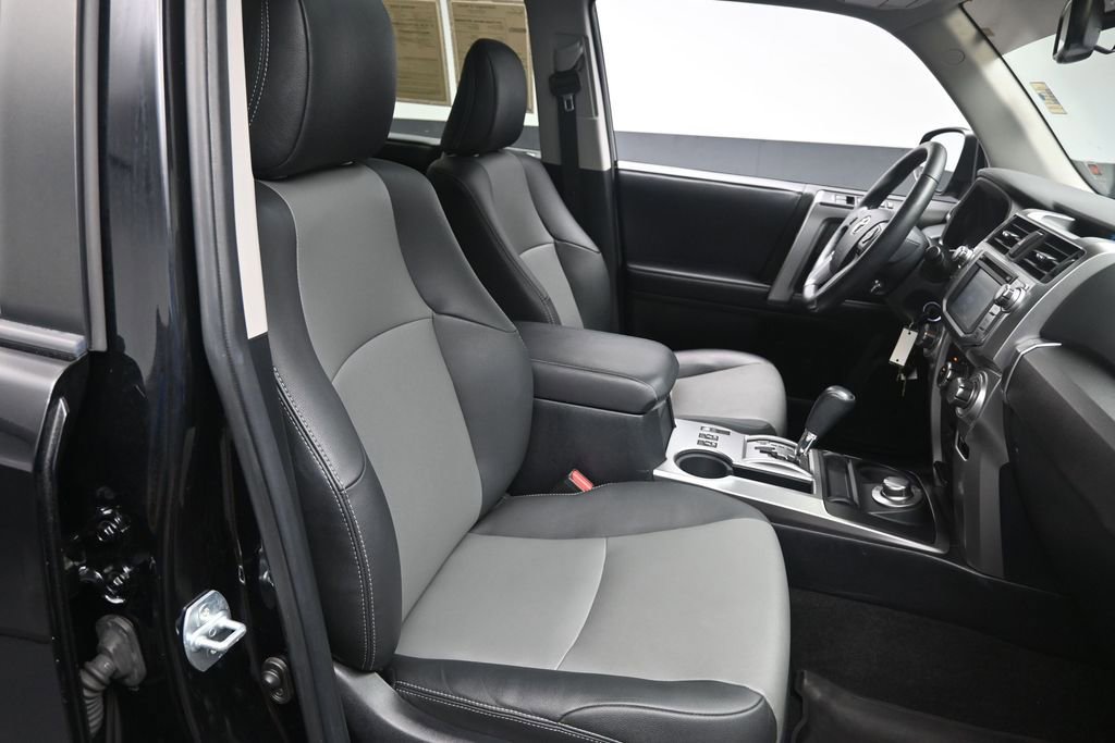 Used 2019 Toyota 4Runner SR5 Premium AWD/4WD image 28
