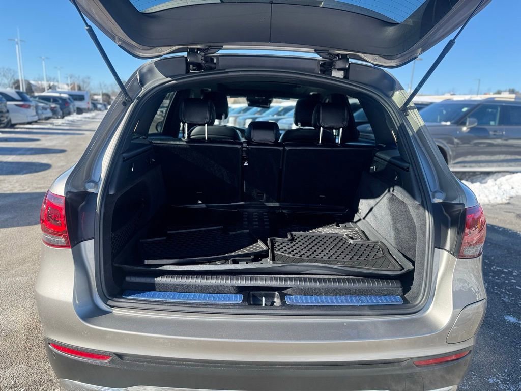 Used 2020 Mercedes-Benz GLC 350e 4MATIC image 9