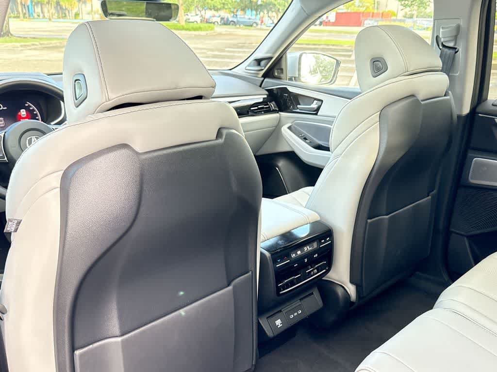 Used 2026 Acura MDX w/ Technology Package FWD image 23