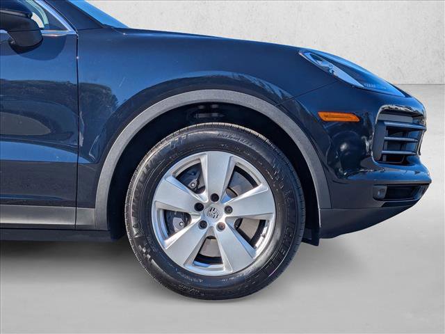 Used 2022 Porsche Cayenne image 24