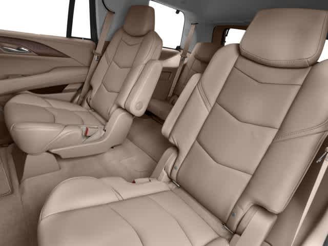 Used 2018 Cadillac Escalade Platinum AWD/4WD image 17