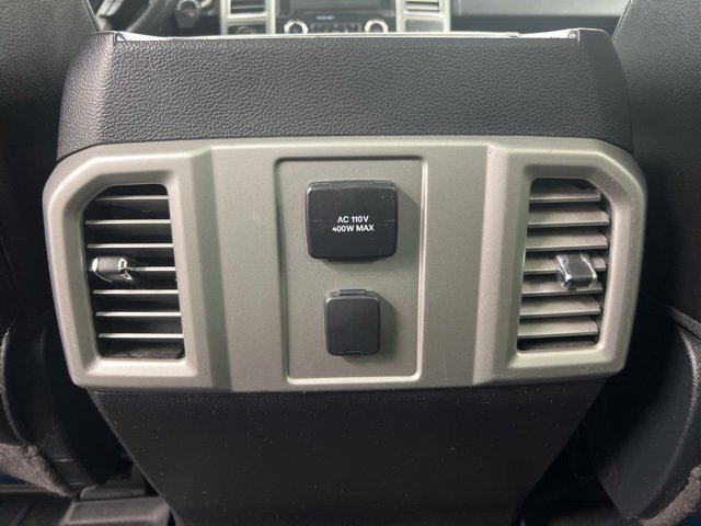 Used 2016 Ford F150 Lariat image 13