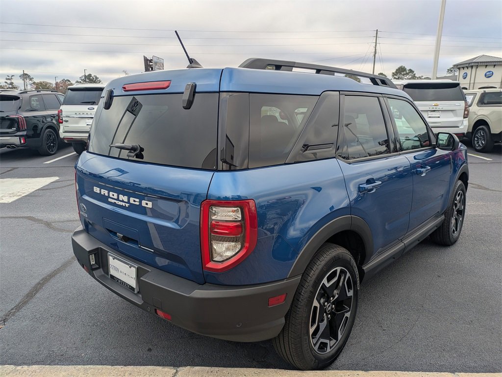 Used 2023 Ford Bronco Sport Outer Banks image 5