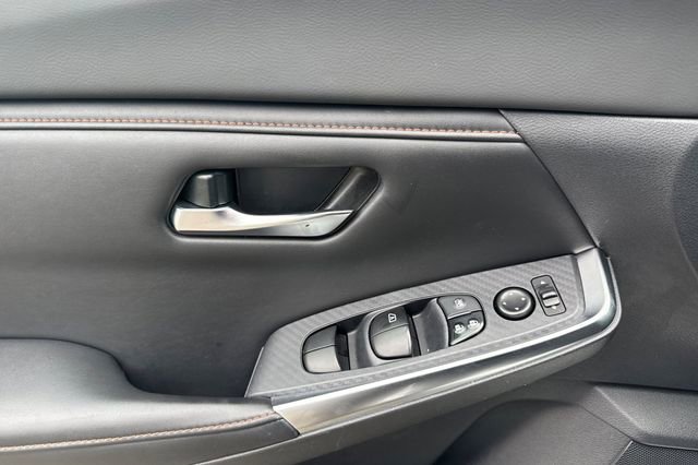 Used 2023 Nissan Sentra SR w/ Electronics Package image 11