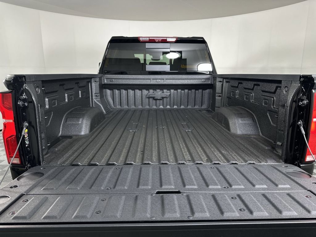 New 2026 Chevrolet Silverado 2500 High Country w/ Midnight Edition image 28