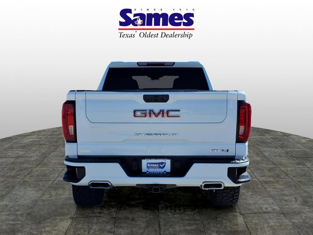 Used 2022 GMC Sierra 1500 AT4 w/ AT4 Preferred Package AWD/4WD image 8
