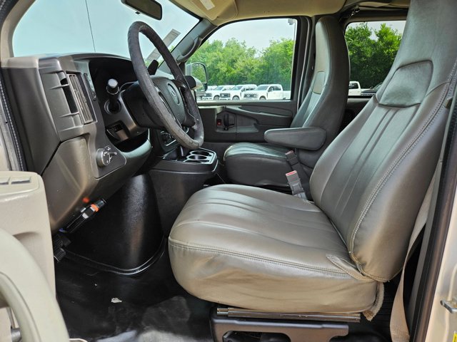 Used 2015 Chevrolet Express 2500 LS RWD image 15