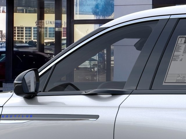 New 2026 Lincoln Nautilus Premier AWD/4WD image 22