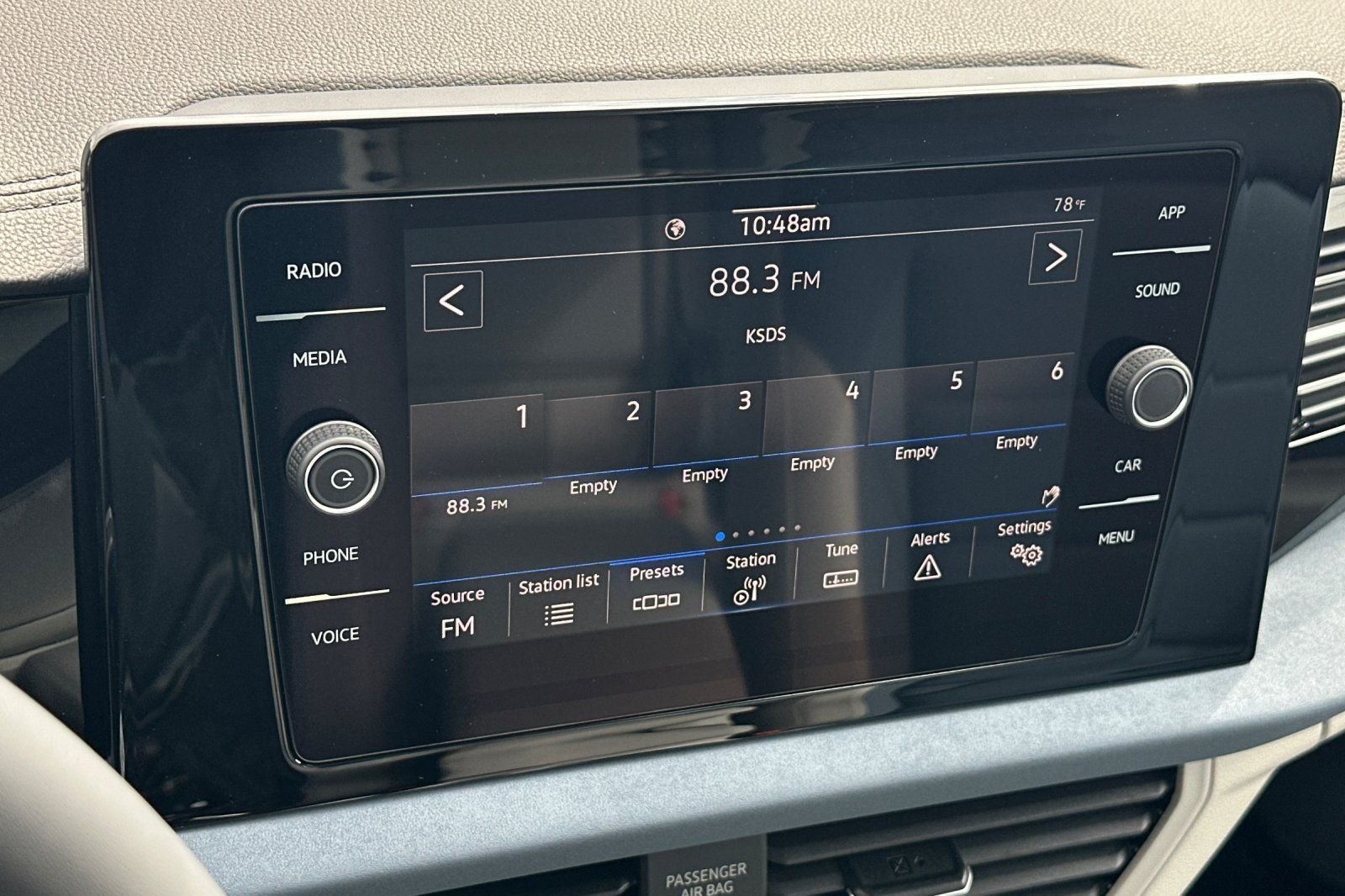New 2026 Volkswagen Jetta SE FWD image 17