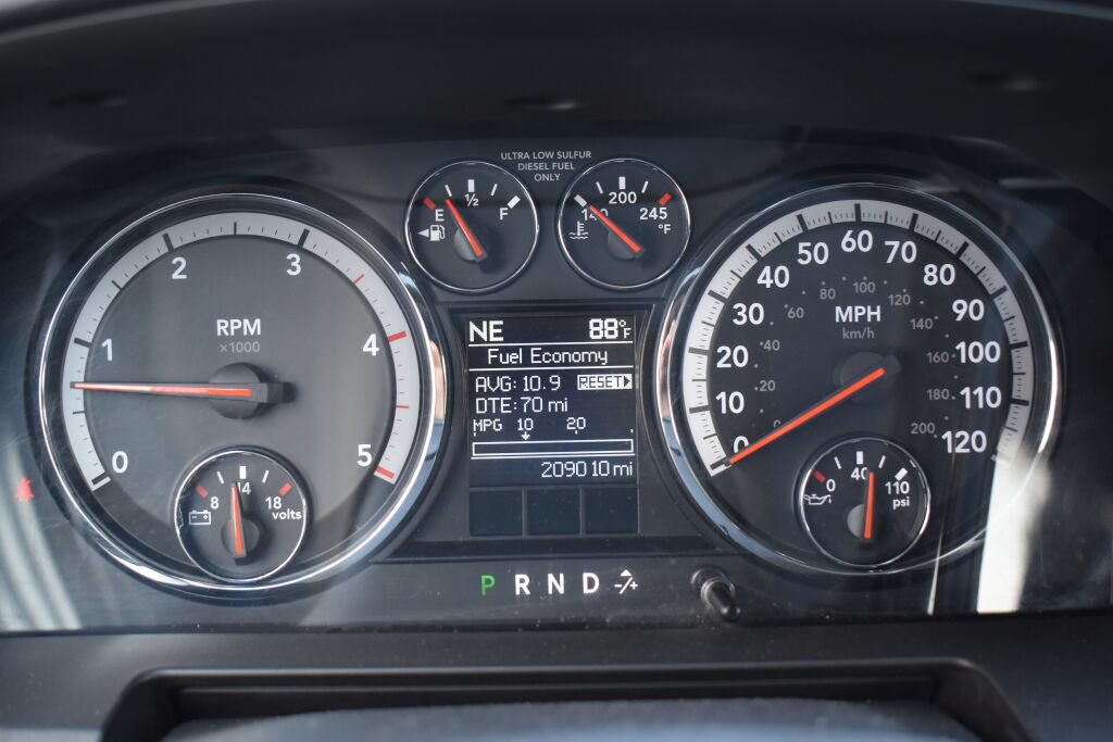 Used 2012 RAM 2500 Laramie w/ Cold Weather Group AWD/4WD image 10