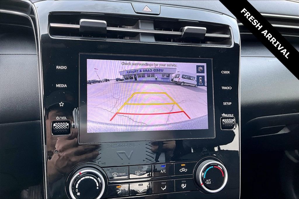 Used 2024 Hyundai Santa Cruz SE image 15