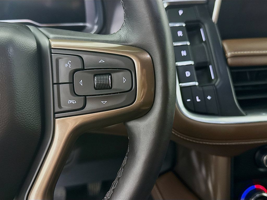 Used 2024 Chevrolet Suburban High Country w/ Advanced Technology Package AWD/4WD image 22