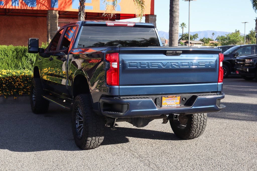 Used 2019 Chevrolet Silverado 1500 Custom w/ Custom Max Trailering Package AWD/4WD image 6