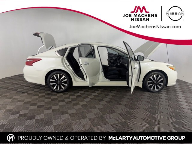 Used 2018 Nissan Altima 2.5 SV w/ 2.5 SV Technology Package image 14