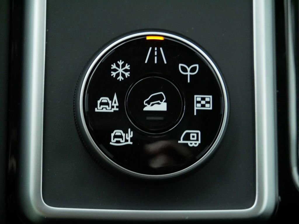 New 2026 Nissan Pathfinder SV AWD/4WD image 31