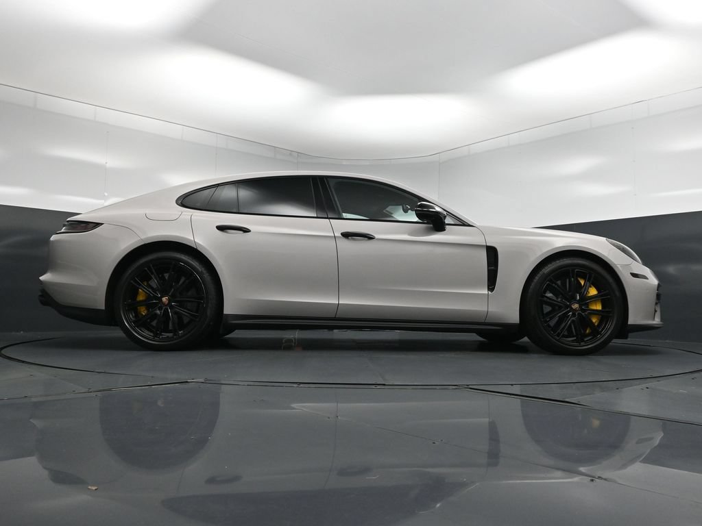 Certified 2022 Porsche Panamera Turbo S w/ Assistance Package AWD/4WD image 31