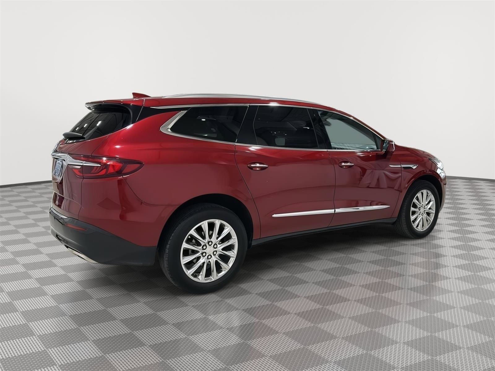 Used 2020 Buick Enclave Essence w/ Sound and Sites Package AWD/4WD image 7