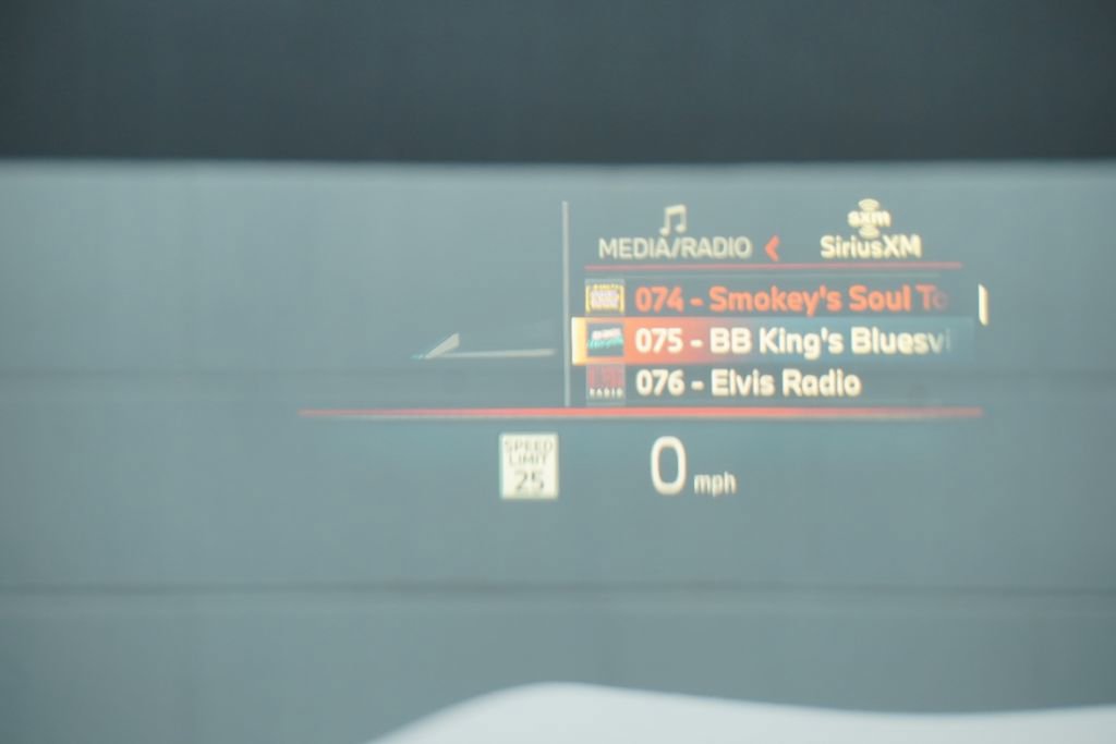 New 2026 BMW X5 xDrive50e w/ M Sport Package image 9