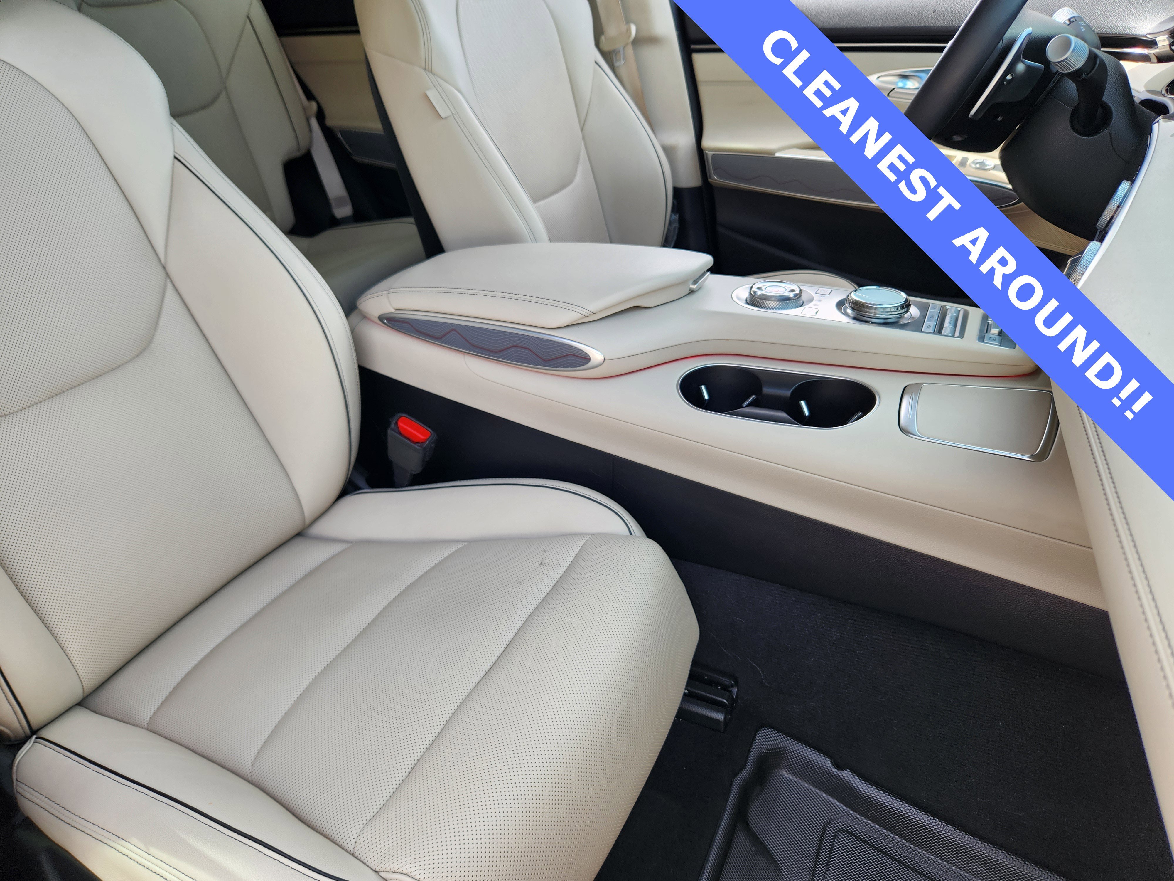 Used 2023 Genesis GV70 2.5T w/ Advanced Package image 17