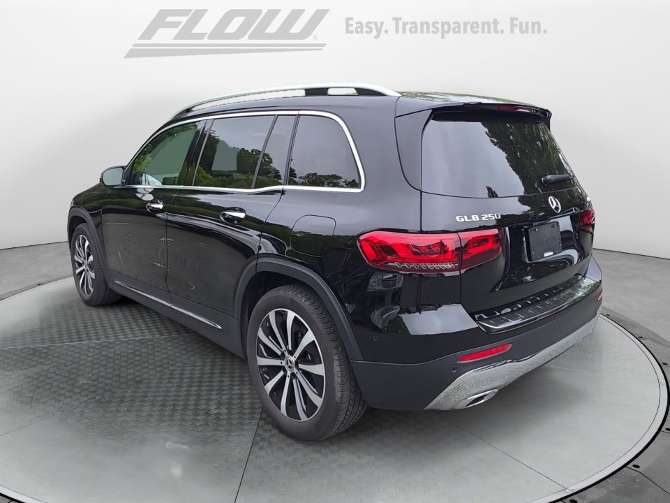 Used 2023 Mercedes-Benz GLB 250 4MATIC image 6