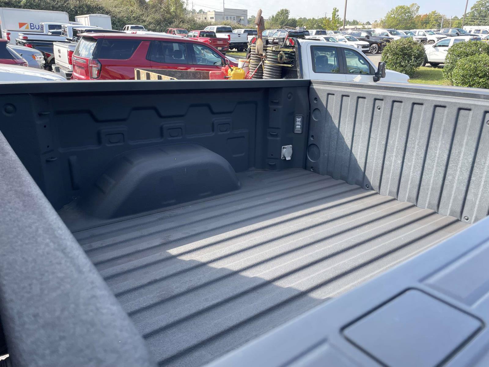 Used 2023 Chevrolet Silverado 1500 LT Trail Boss w/ LT Trail Boss Premium Package AWD/4WD image 12