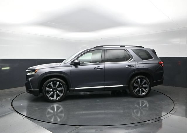 Used 2023 Honda Pilot Elite image 3