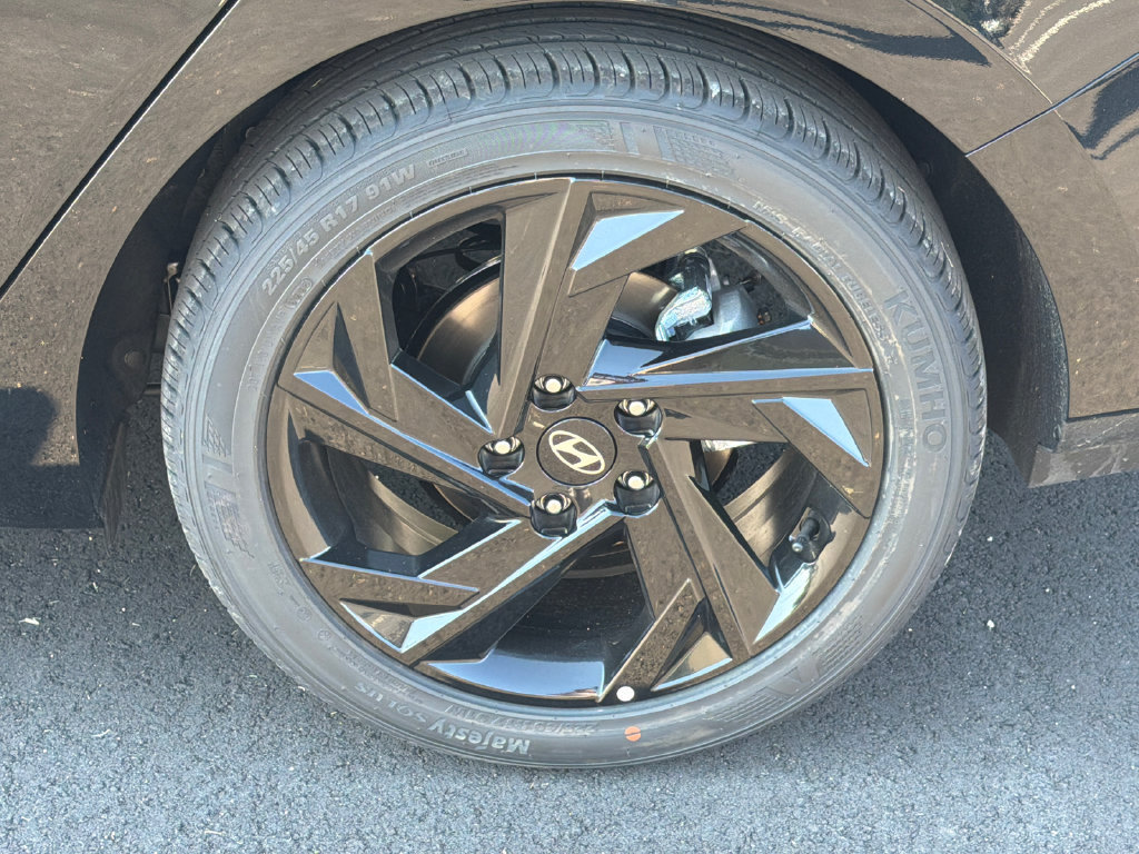 New 2026 Hyundai Elantra SEL Sport FWD image 20