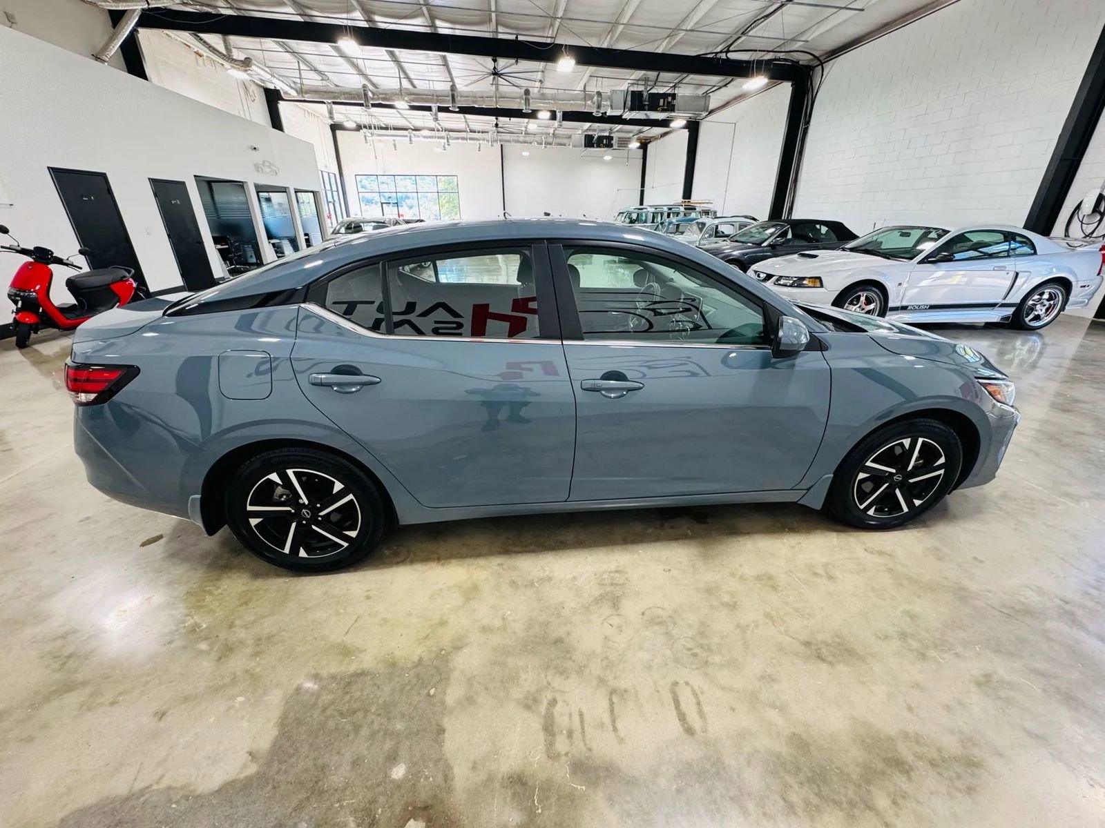 Used 2025 Nissan Sentra SV w/ All-Weather Package image 5