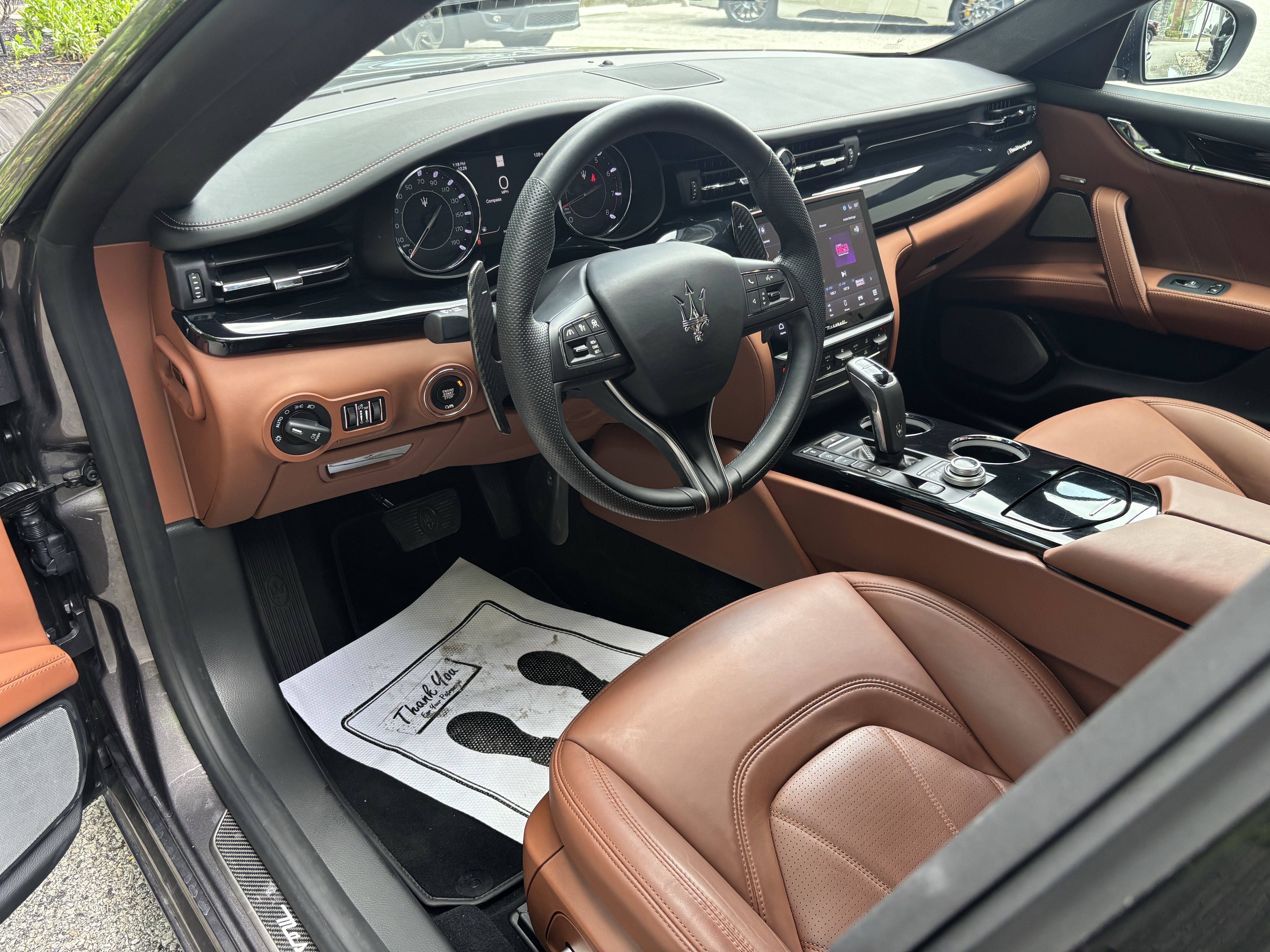 Used 2022 Maserati Quattroporte Modena Q4 AWD/4WD image 11