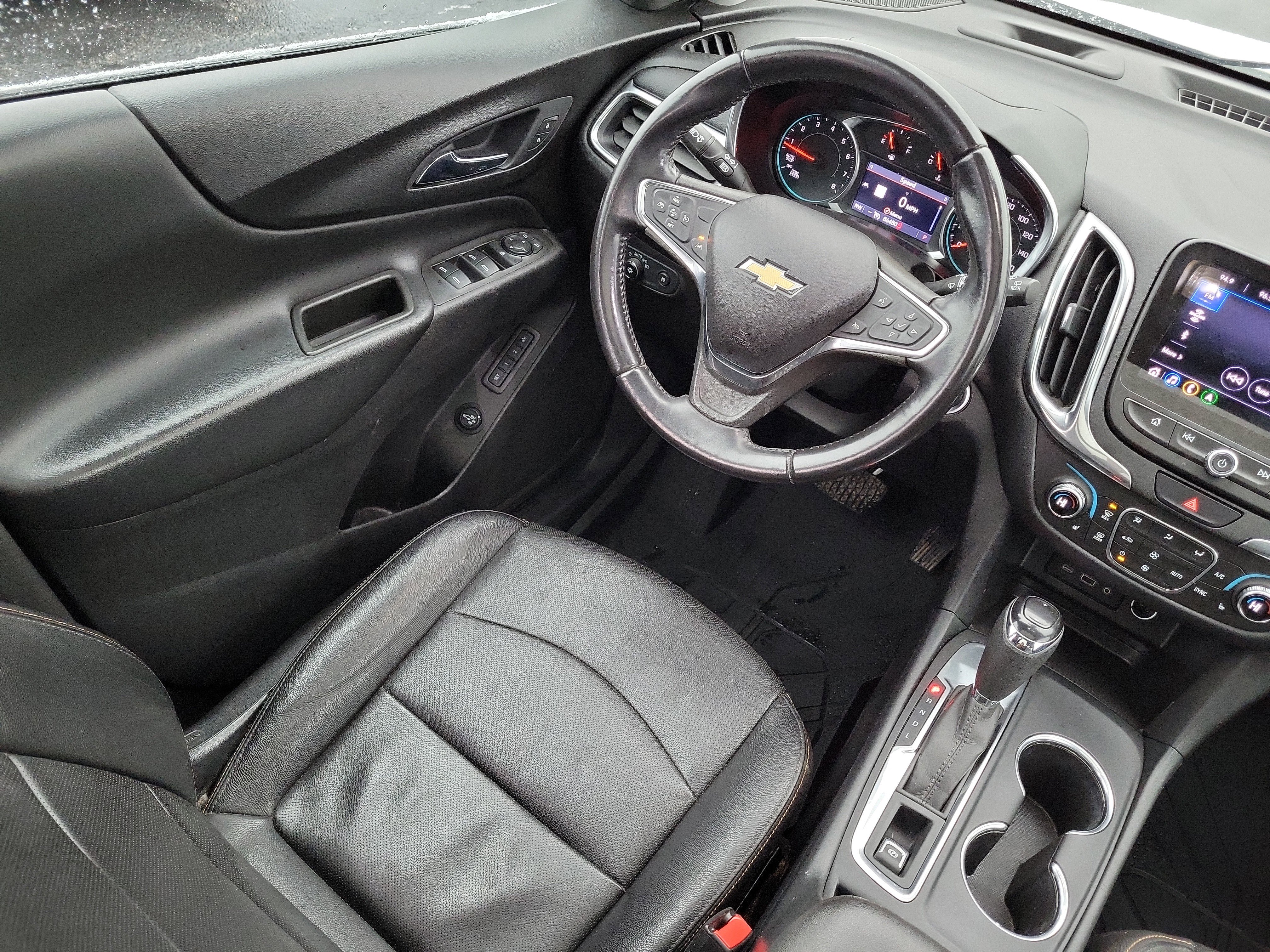 Used 2020 Chevrolet Equinox LT w/ Sport Edition image 13