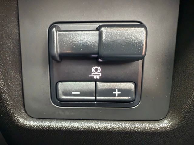 Used 2024 Chevrolet Colorado ZR2 w/ ZR2 Convenience Package III image 54