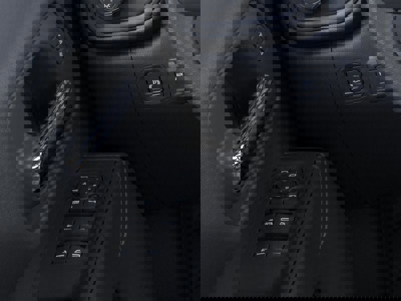 New 2025 GMC Sierra 3500 Pro w/ Convenience Package image 43