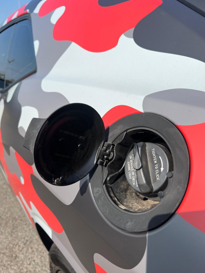 Used 2017 Dodge Challenger SRT Hellcat image 17