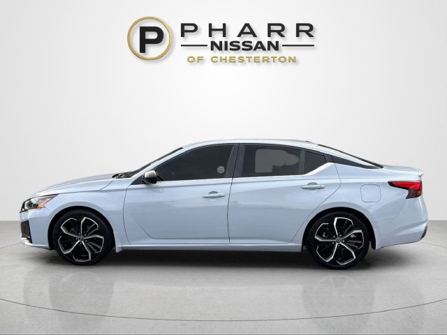 Certified 2023 Nissan Altima 2.5 SR w/ SR Premium Package FWD image 2