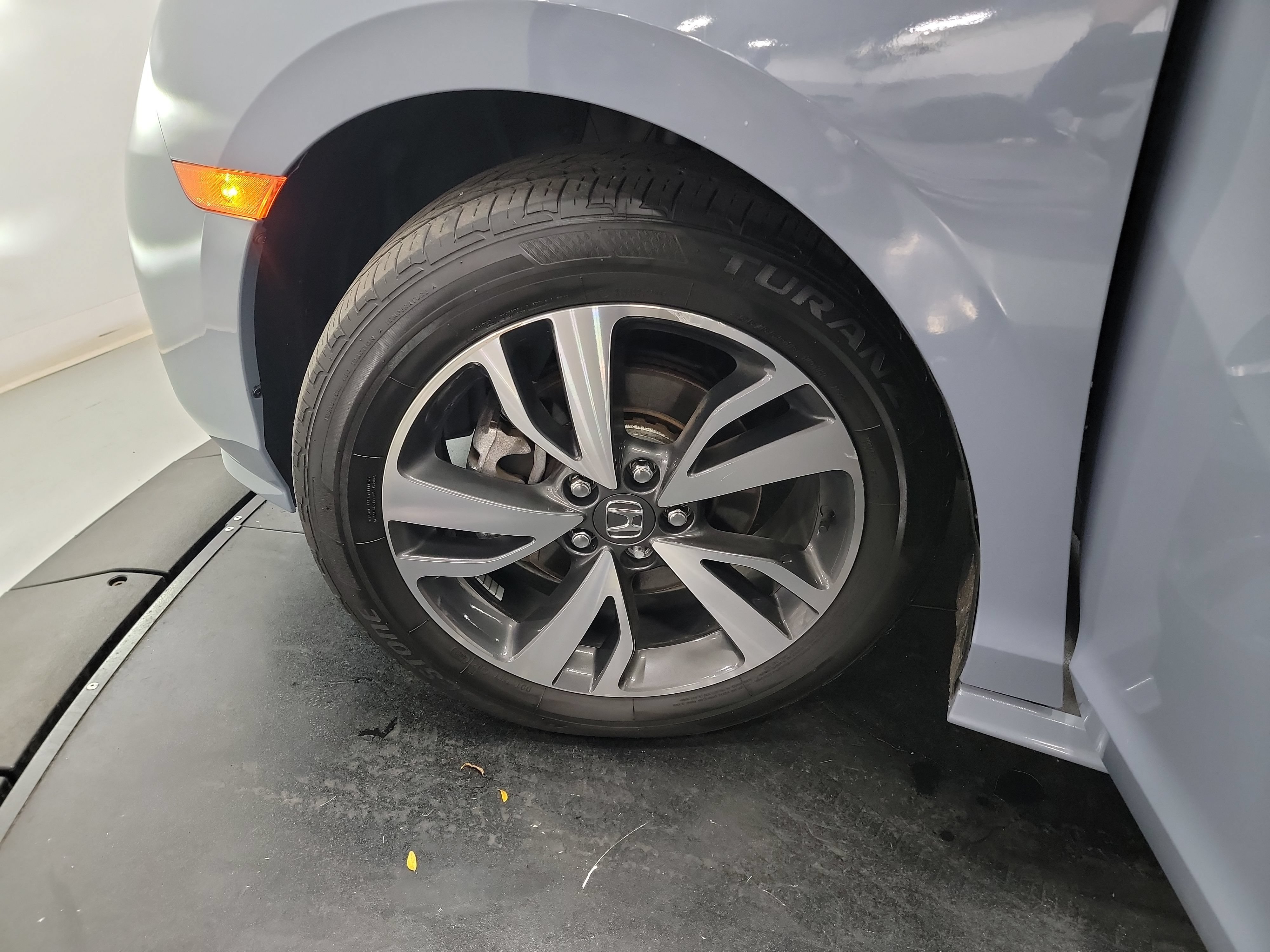 Used 2024 Honda Odyssey Touring image 30