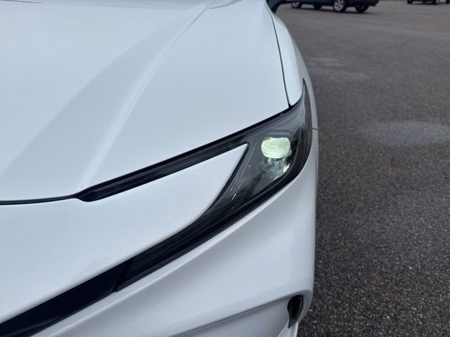 Used 2025 Toyota Camry LE AWD/4WD image 9