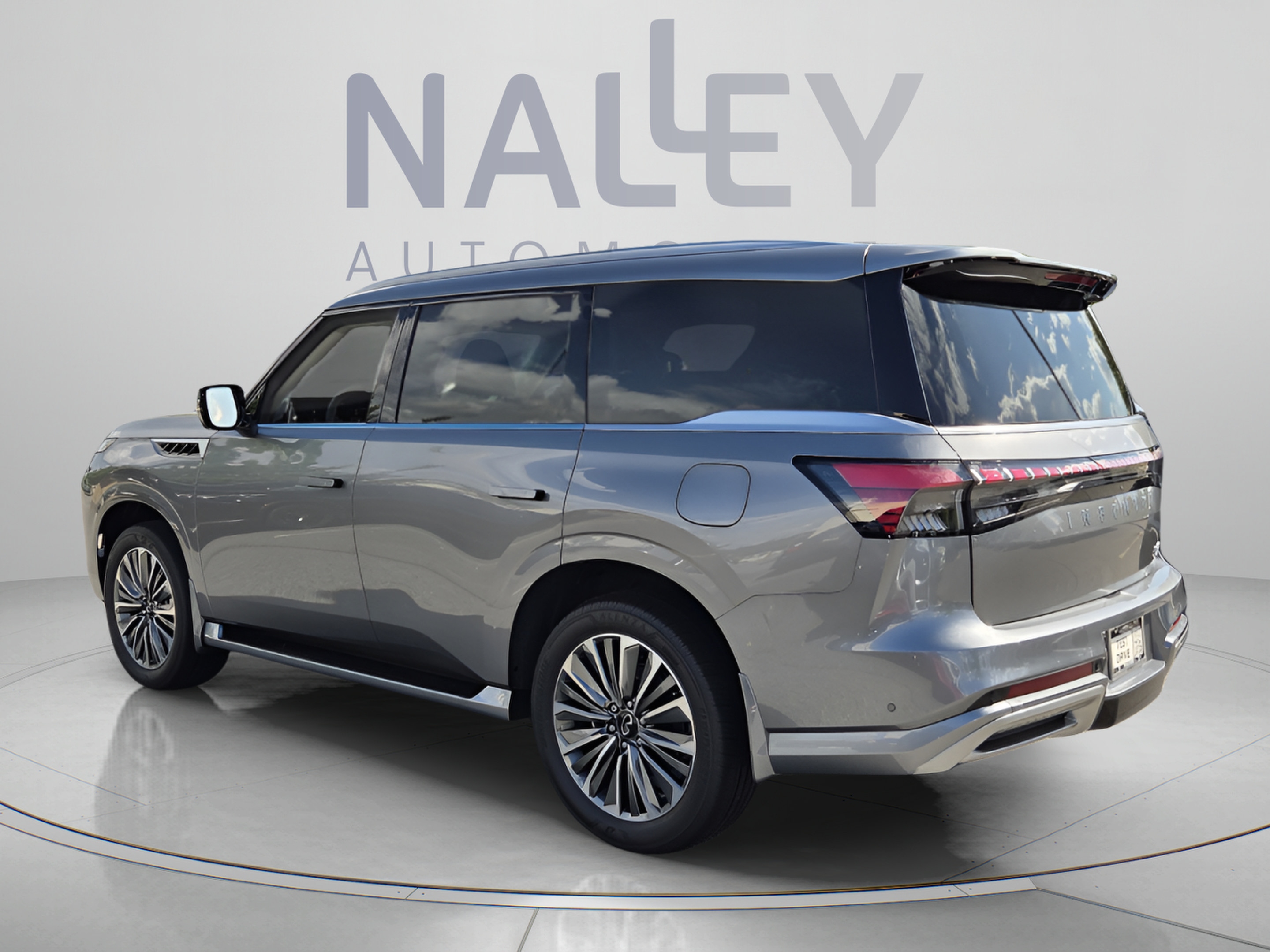 New 2027 INFINITI QX80 Luxe w/ Cargo Package RWD image 3