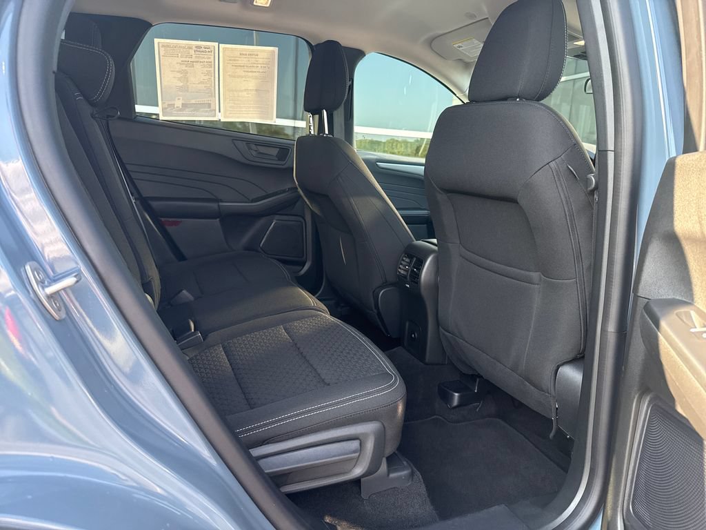 Used 2024 Ford Escape Active AWD/4WD image 37
