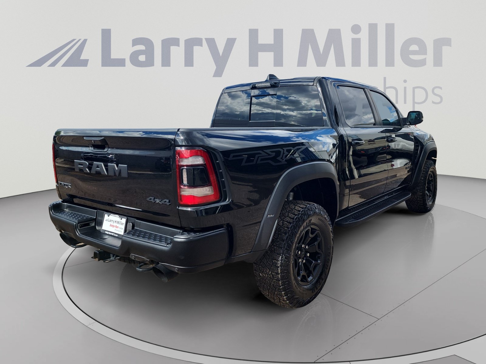 Used 2023 RAM 1500 TRX w/ TRX Level 2 Equipment Group AWD/4WD image 5