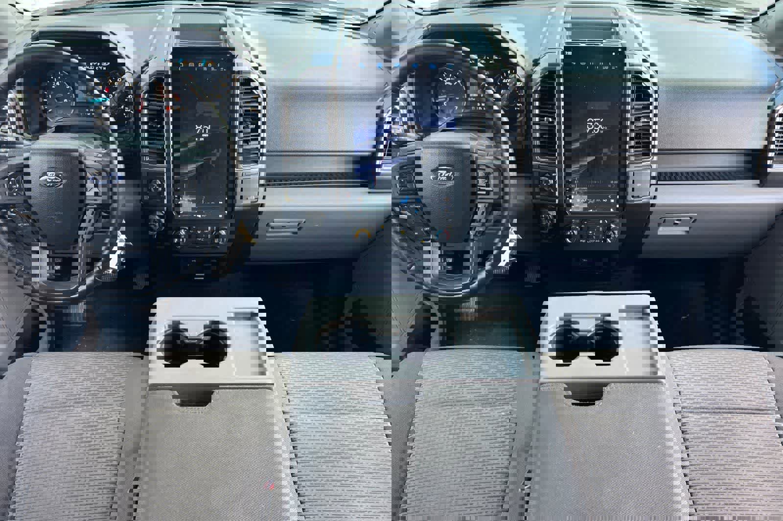 Used 2017 Ford F150 XLT w/ Equipment Group 301A Mid image 4