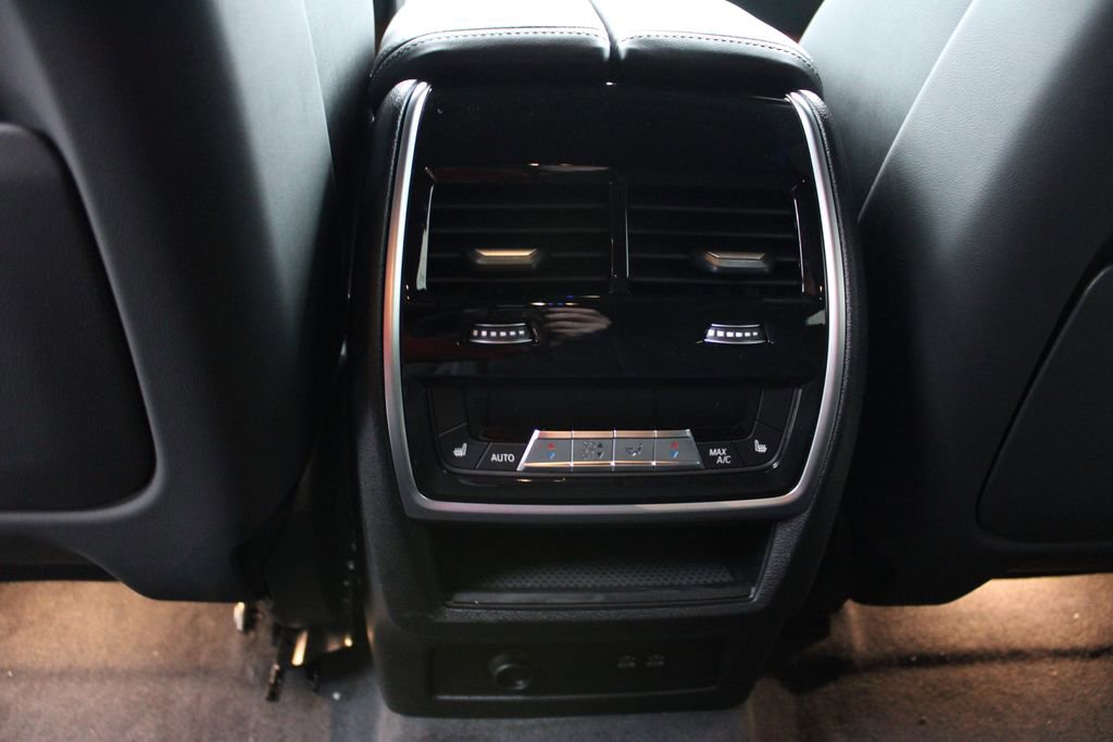 New 2026 BMW XM Label Red image 39