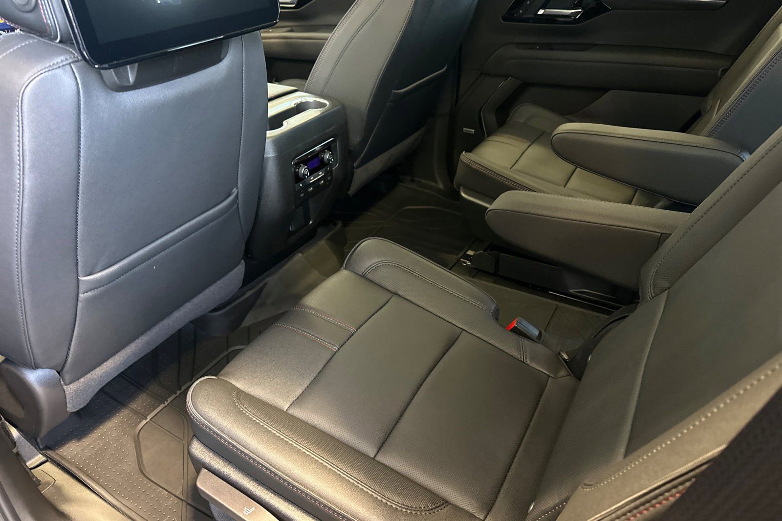 New 2026 Chevrolet Tahoe RST AWD/4WD image 12