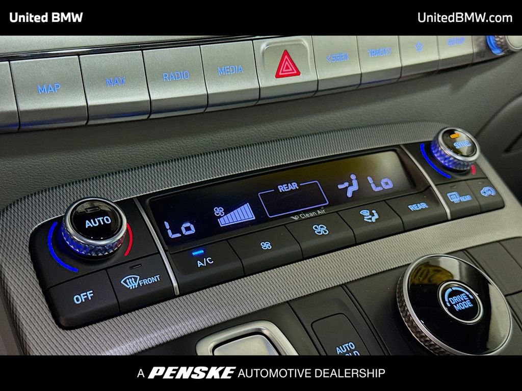 Used 2021 Hyundai Palisade SEL w/ Premium Package image 11