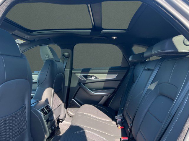 New 2026 Jaguar F-PACE R-Dynamic S image 16