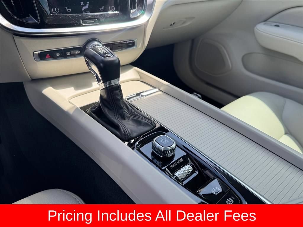 Used 2020 Volvo V60 T5 Momentum w/ Protection Package Premier FWD image 21