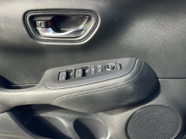 Certified 2024 Honda HR-V LX image 22