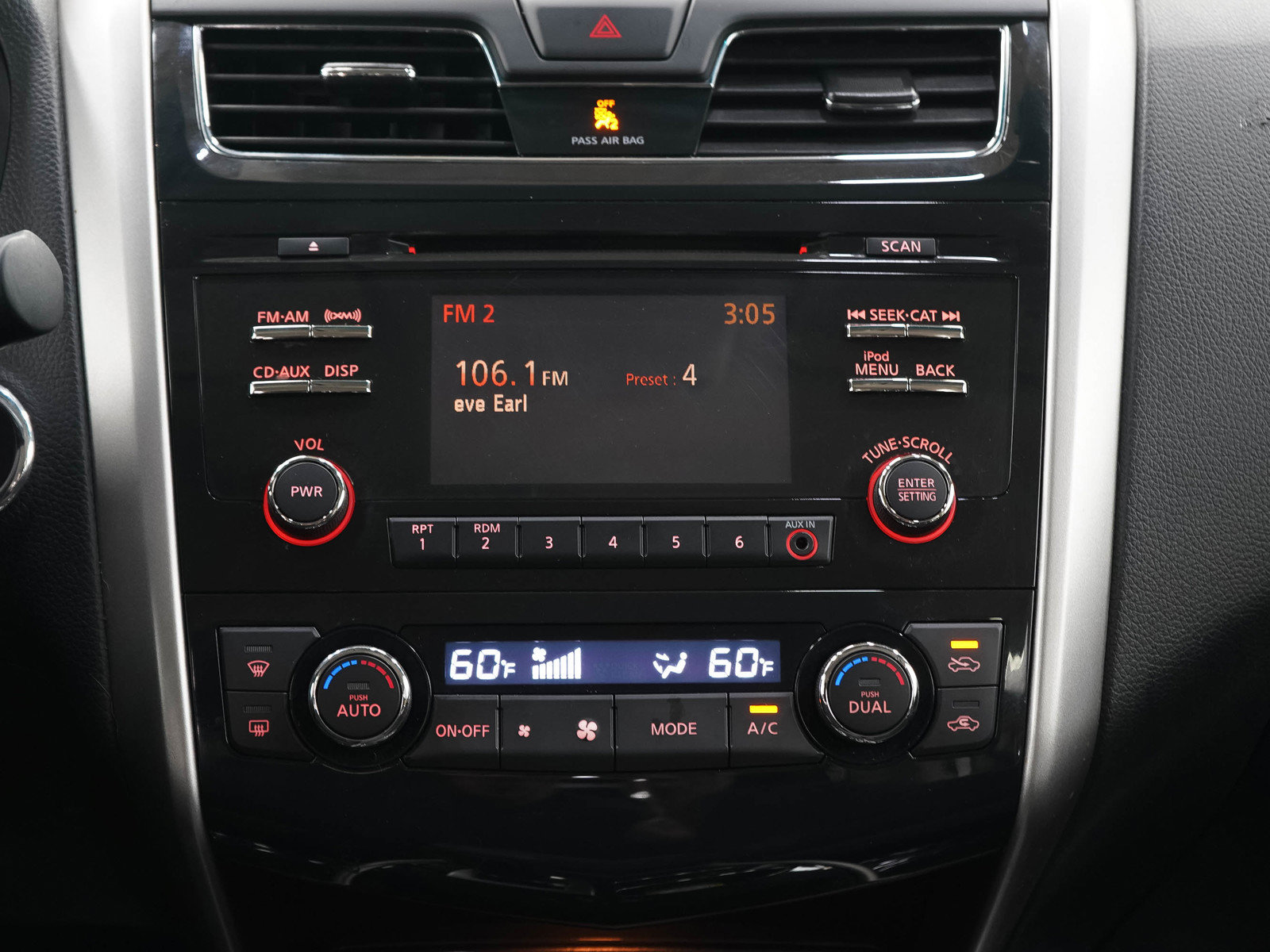Used 2013 Nissan Altima 2.5 SV FWD image 16