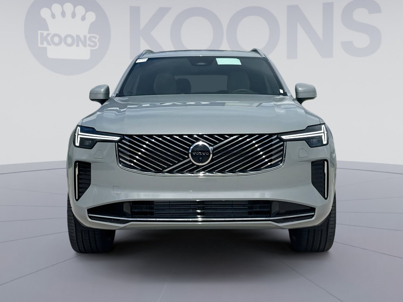 New 2026 Volvo XC90 T8 Plus w/ Protection Package Premier AWD/4WD image 11